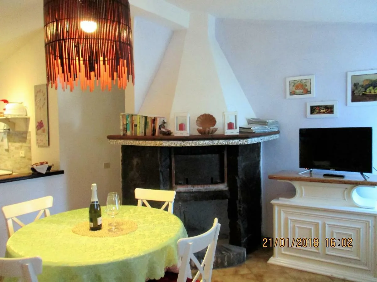Villa D Apartments Marino
