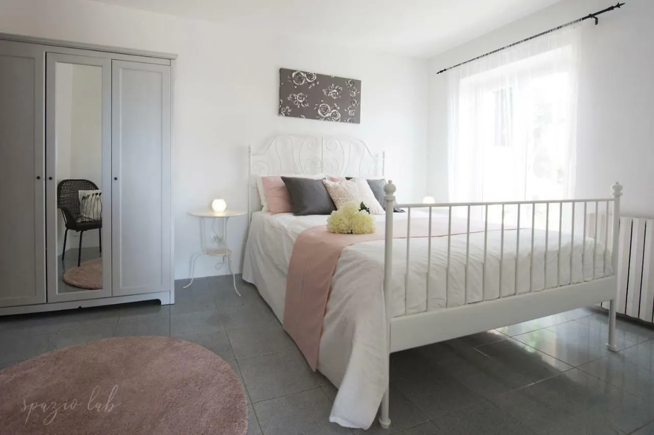 Villa D Apartments Marino