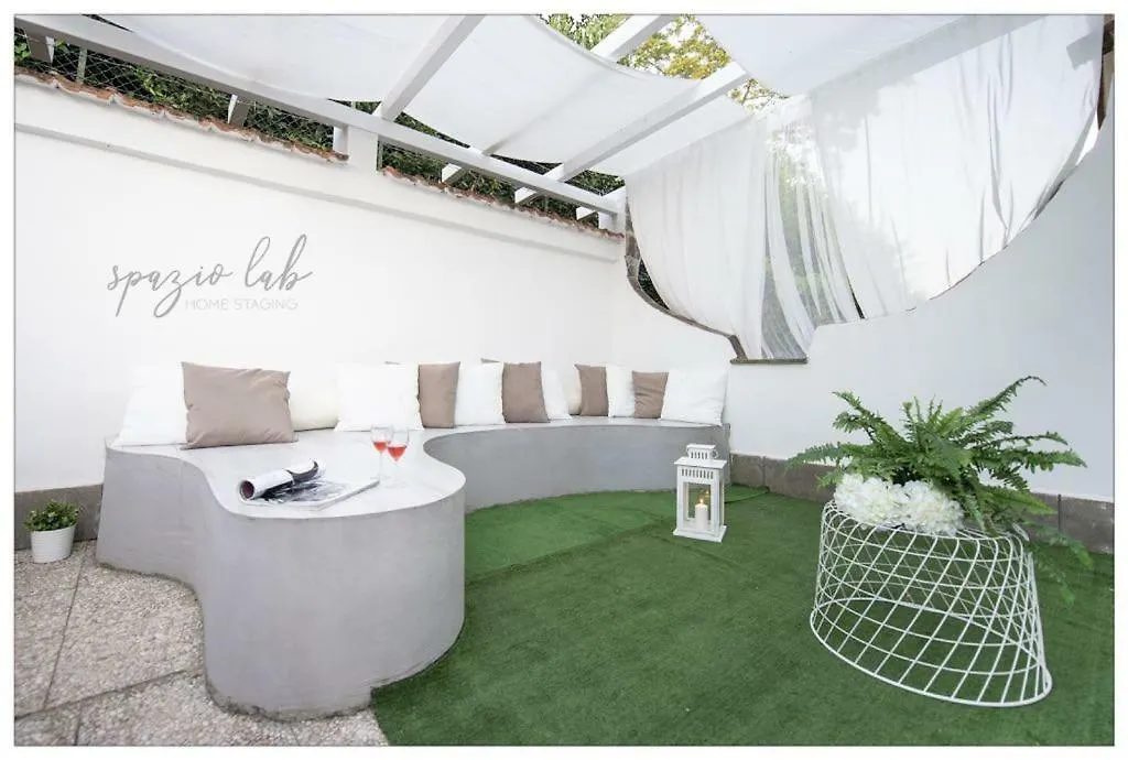 Villa D Apartments Marino Italy